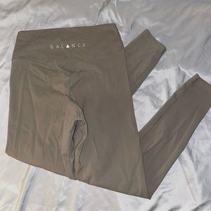 Tan cloud leggings, balance athletica (now vitality) size medium